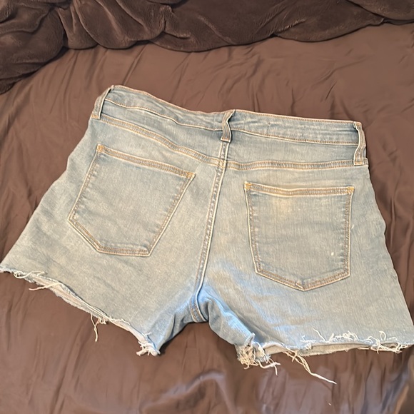 Universal Thread Denim Shorts - Picture 2 of 2